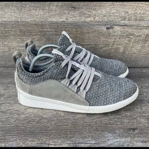 Sorel Women's Out N About Plus Lace Waterproof Sneaker — Gray Size 10.5